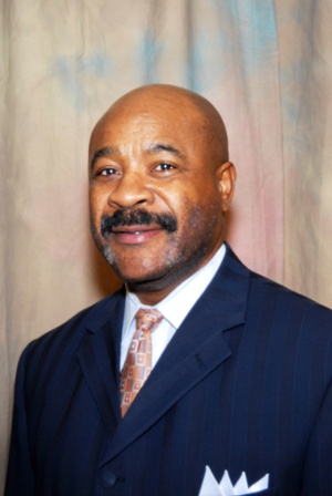 Eli McKenzie